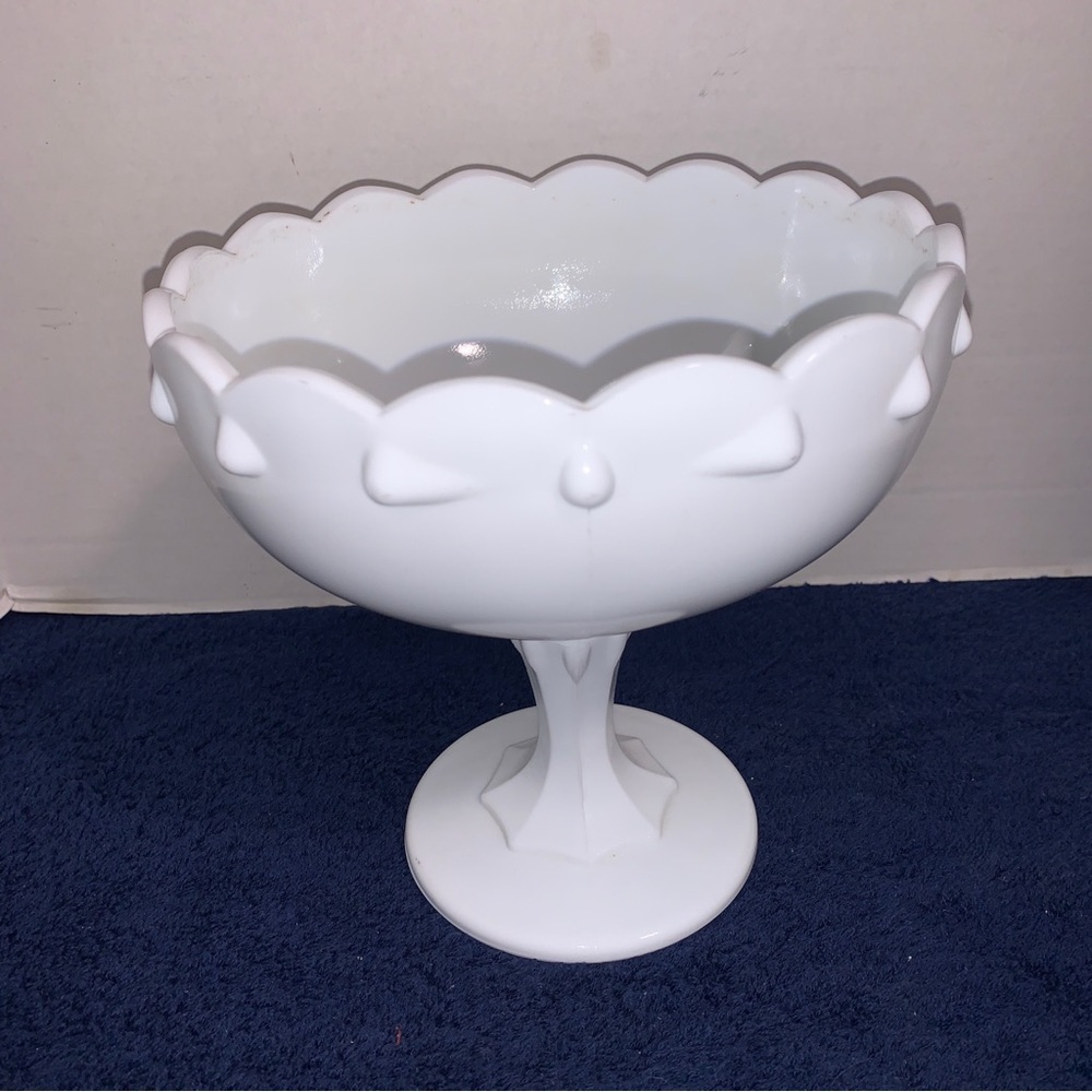 Vintage Indiana White Large Milk Glass Tear Drop Compote Pedestal Dish 7.5in